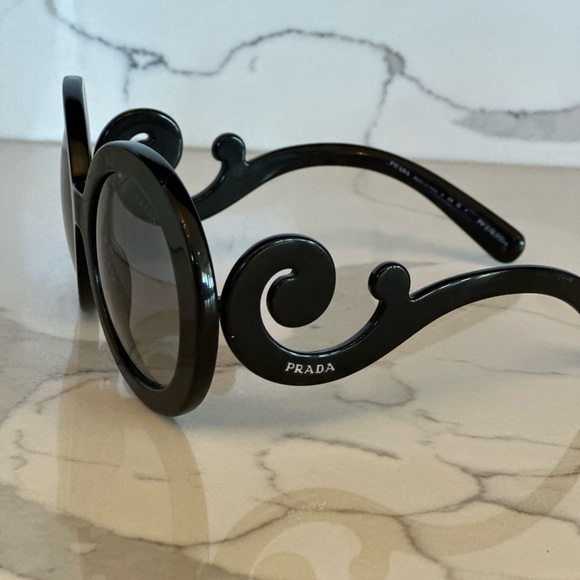 Authentic Prada Baroque 27NS Sunglasses - Black/Grey Gradient New, never worn! - Picture 11 of 12